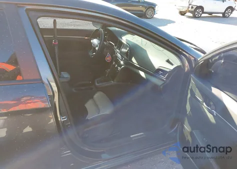 2020 Hyundai Elantra Value Edition z USA, uszkodzony, nr VIN 5NPD84LF9LH617339